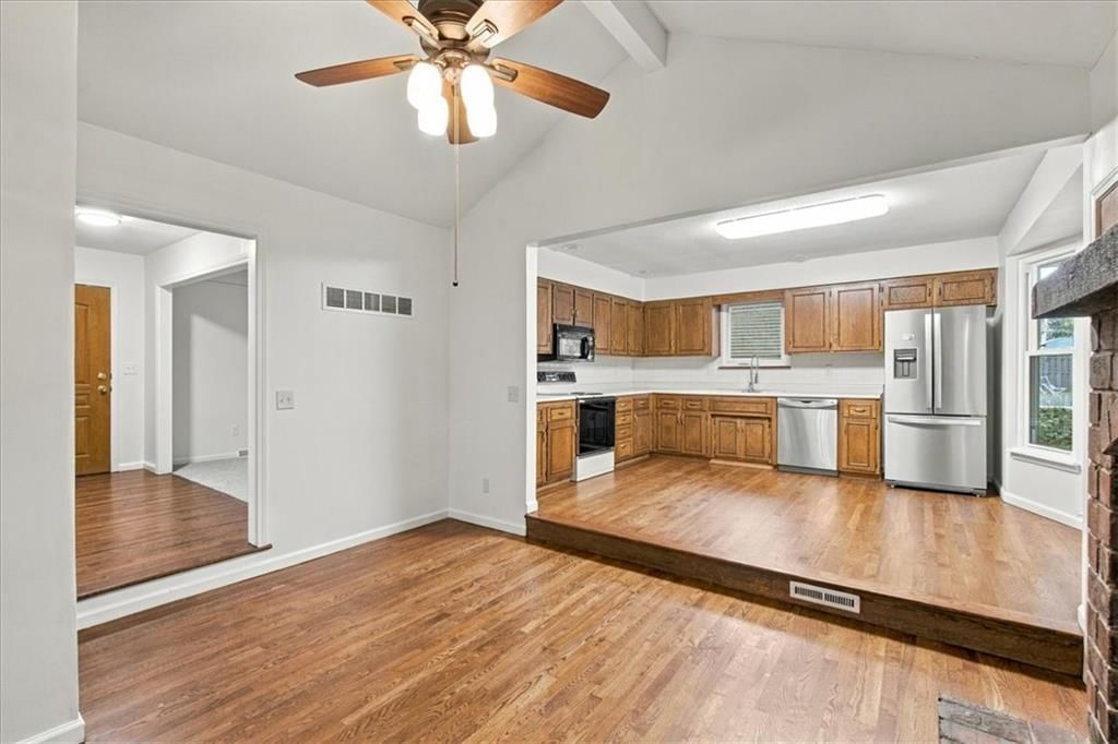 817 E Cothrell Street — photo 19