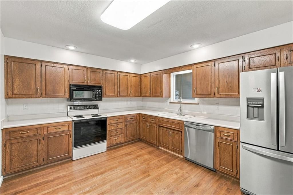 817 E Cothrell Street — photo 20