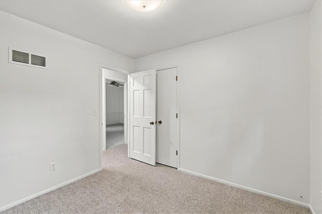 817 E Cothrell Street — photo 24