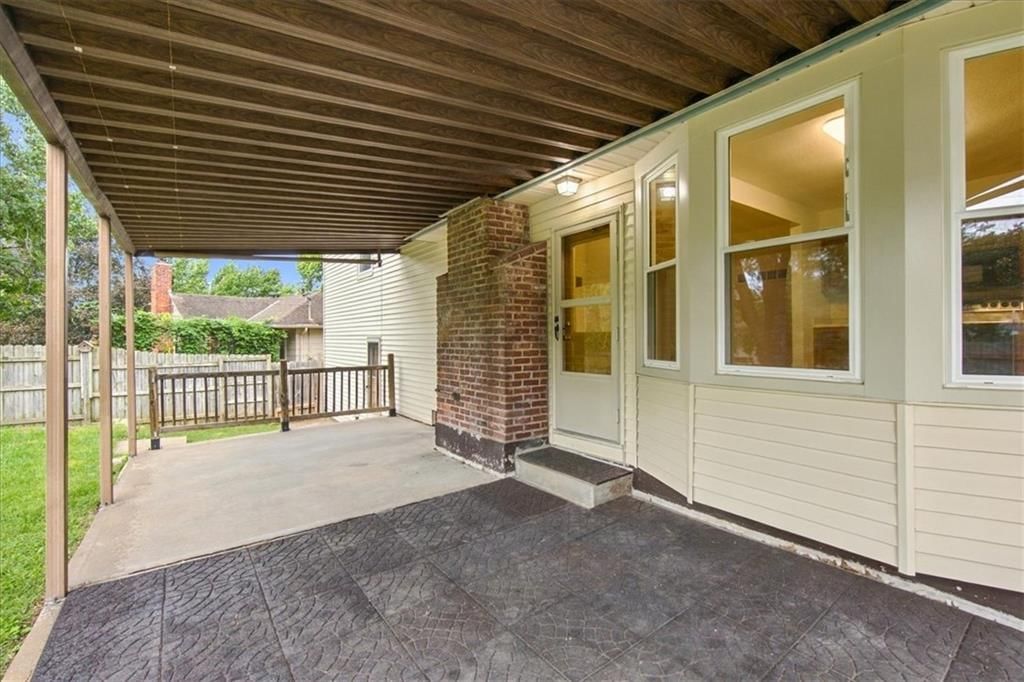 817 E Cothrell Street — photo 37