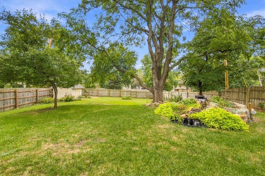 817 E Cothrell Street — photo 39