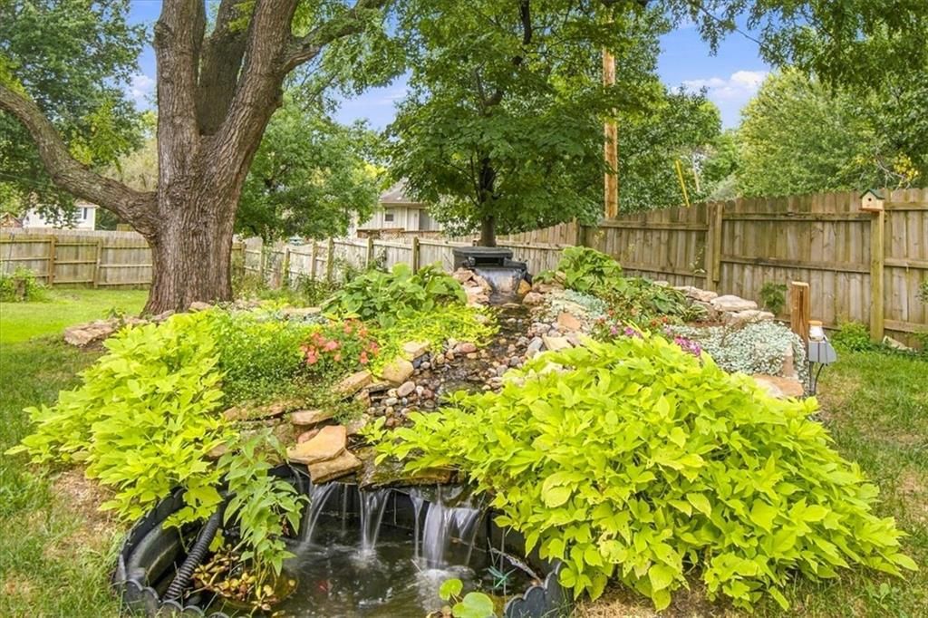 817 E Cothrell Street — photo 40