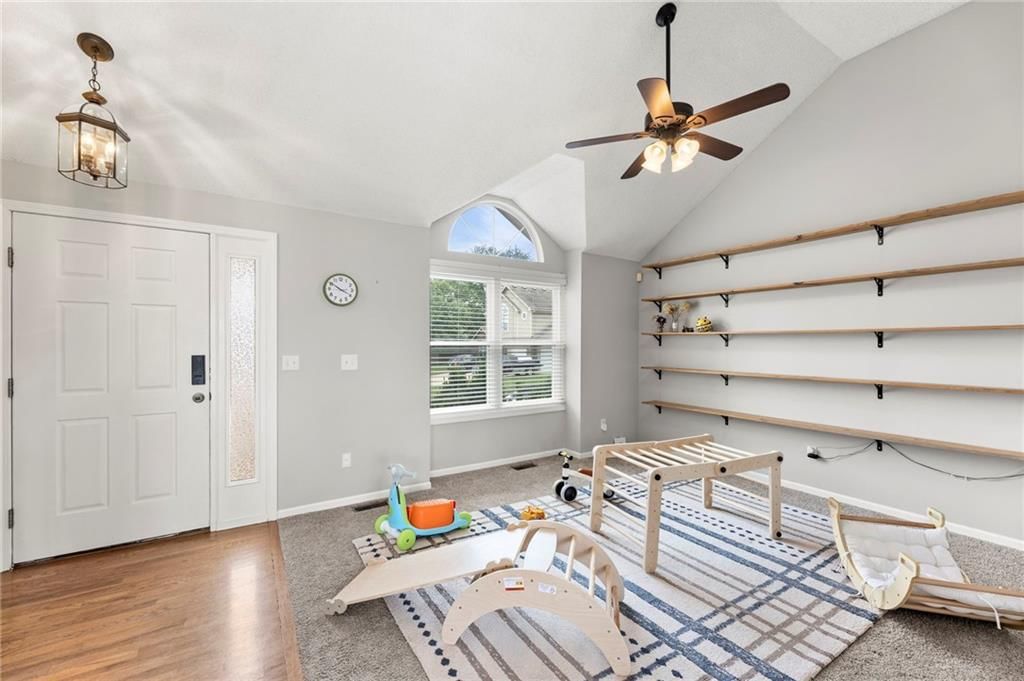 4401 SW Hillside Drive — photo 5