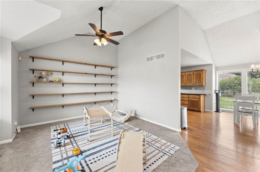 4401 SW Hillside Drive — photo 6