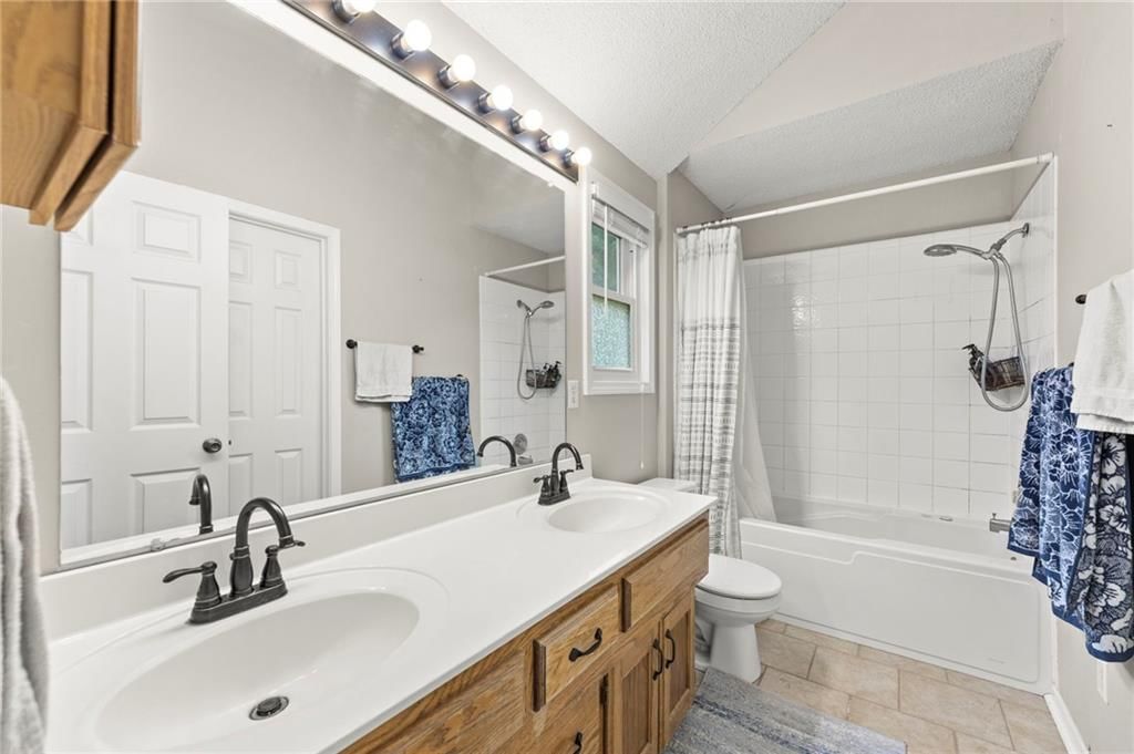 4401 SW Hillside Drive — photo 23