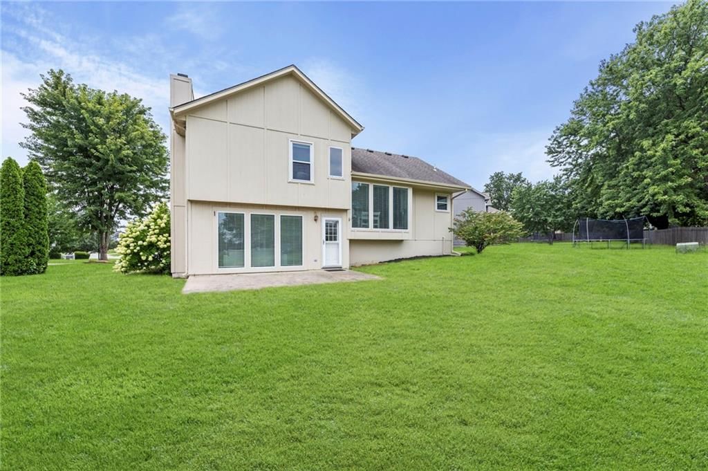 4401 SW Hillside Drive — photo 33