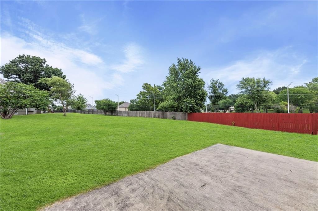 4401 SW Hillside Drive — photo 36