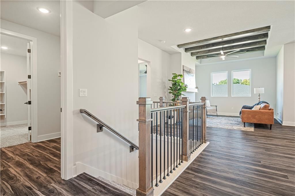 Photo 5 of 29 - 1817 Woodward Circle, Raymore, MO 64083