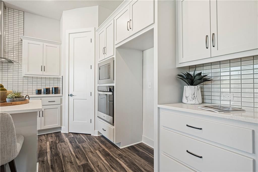 Photo 12 of 29, 1817 Woodward Circle, Raymore, MO 64083