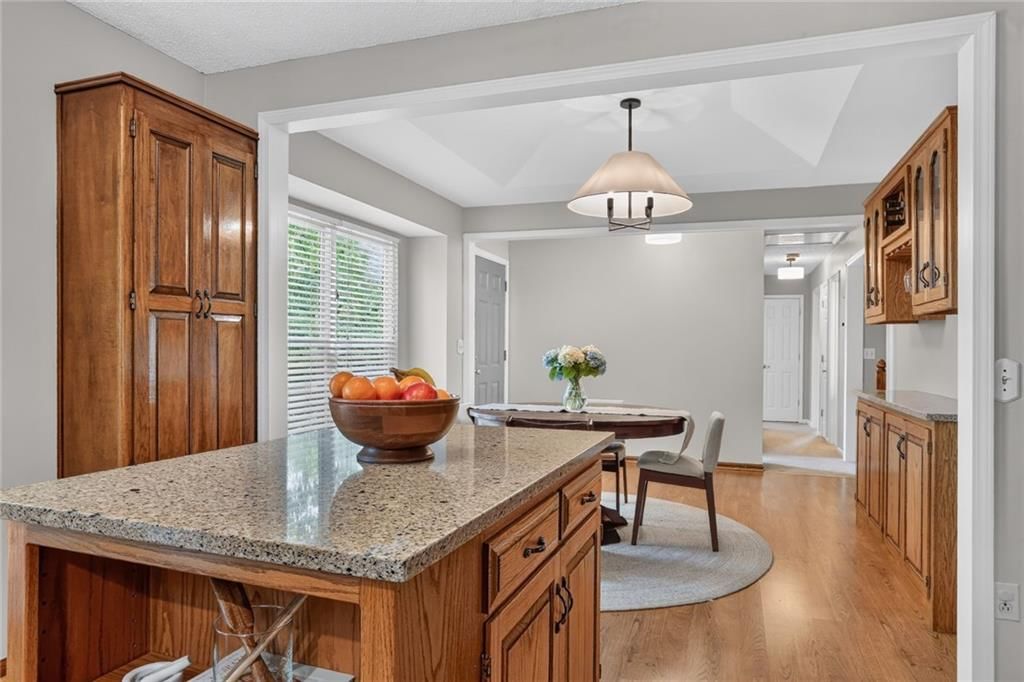 6033 Alden Street — photo 6