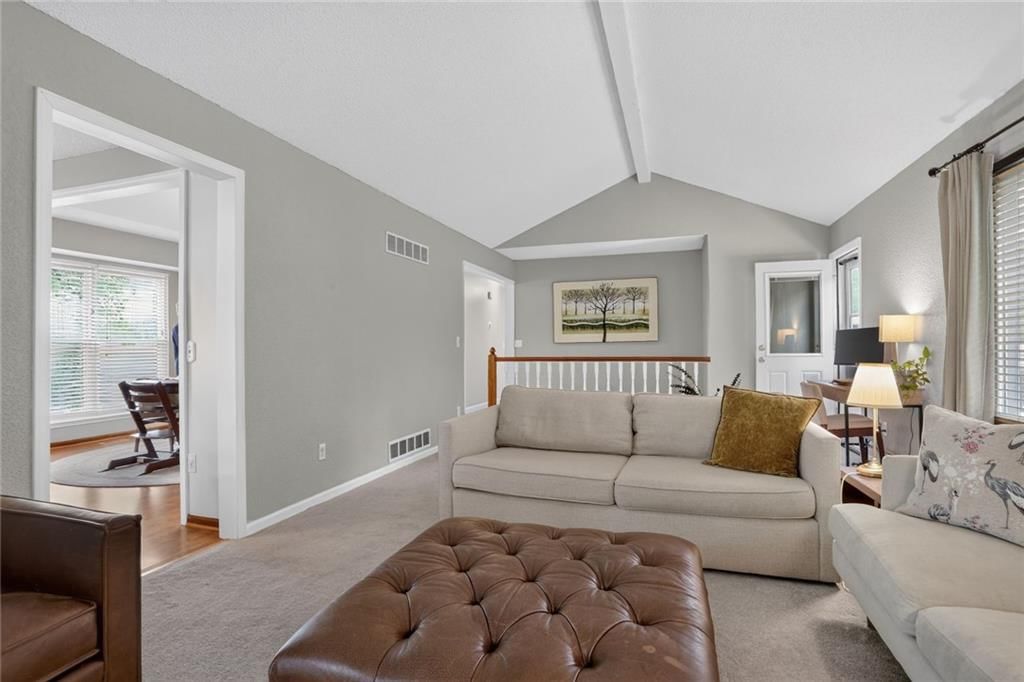 6033 Alden Street — photo 8