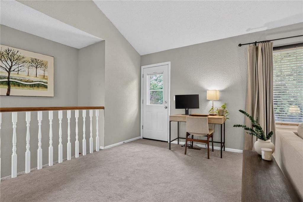 6033 Alden Street — photo 9
