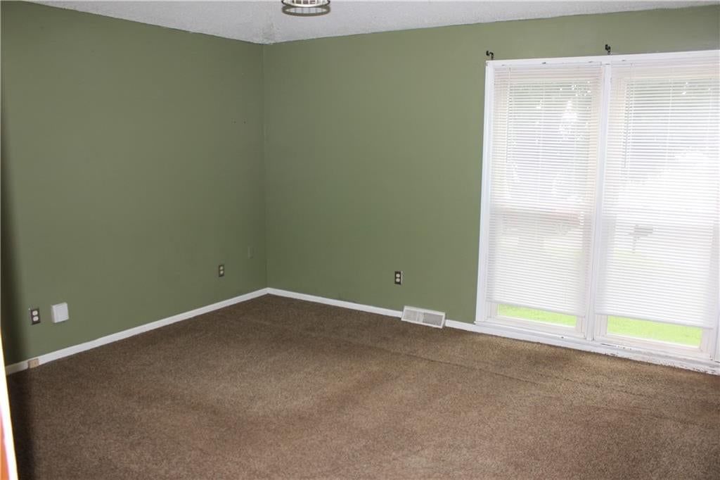 8400 Bradley Court — photo 8