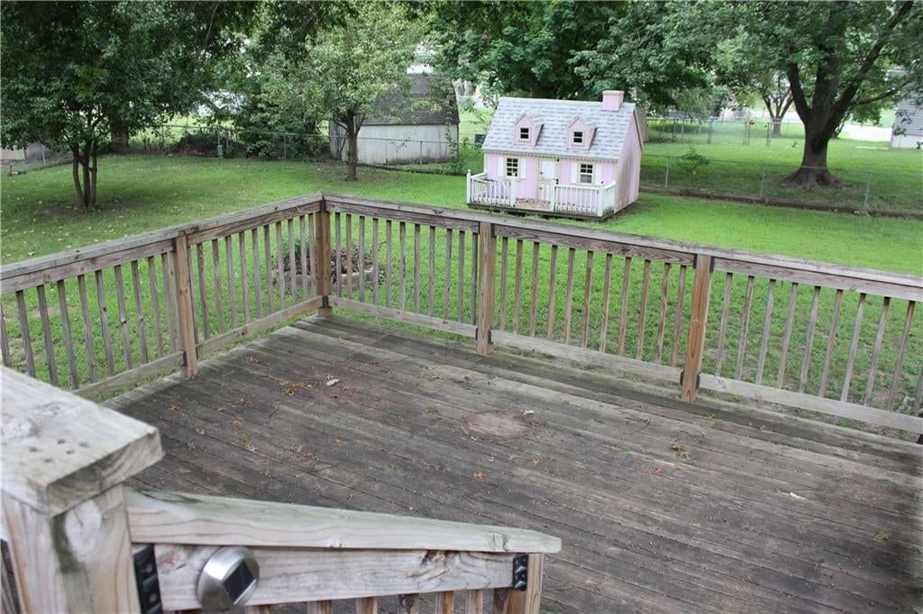 8400 Bradley Court — photo 21