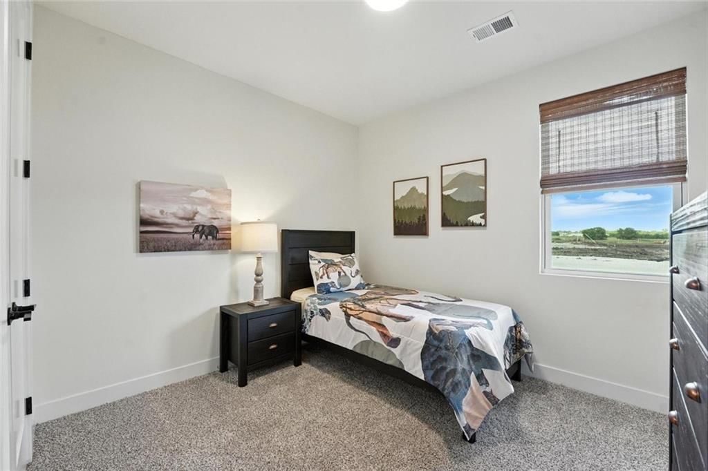 1834 Woodward Circle — photo 5