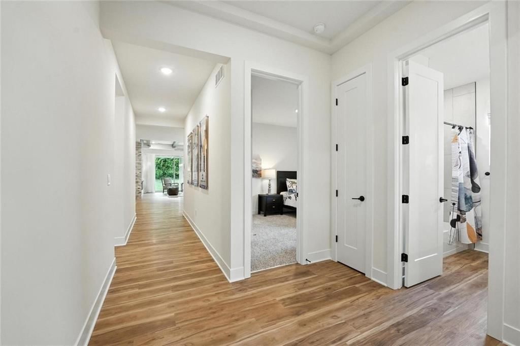 1834 Woodward Circle — photo 6