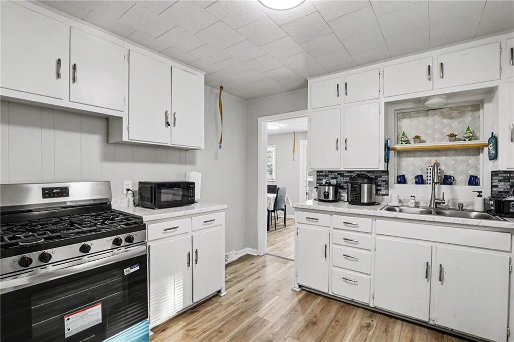 307 W Walter Lane — photo 10