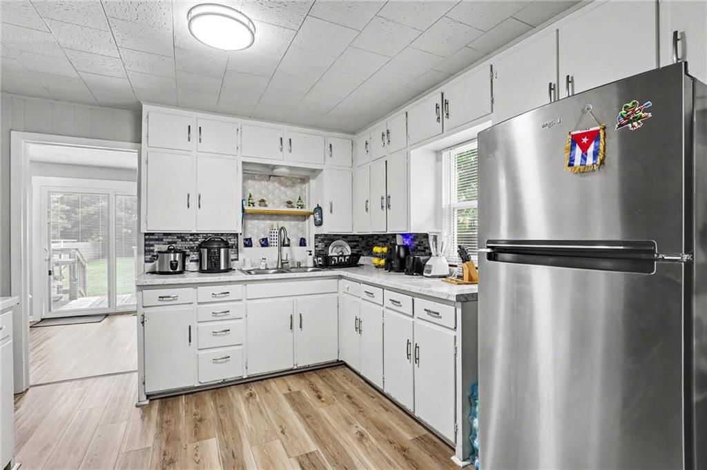 307 W Walter Lane — photo 11