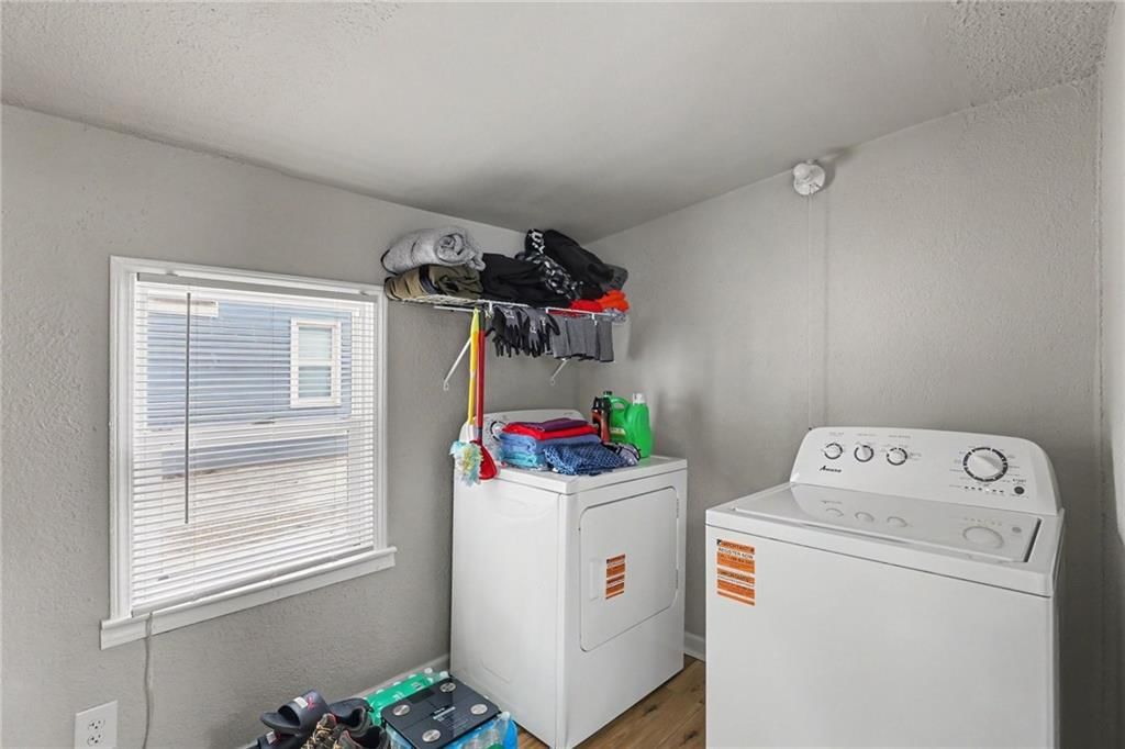 307 W Walter Lane — photo 14