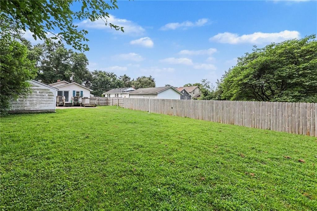 307 W Walter Lane — photo 25