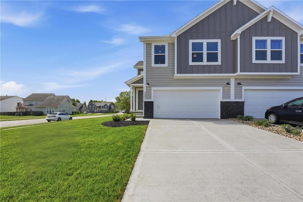 1433 S 4th Street E — photo 29