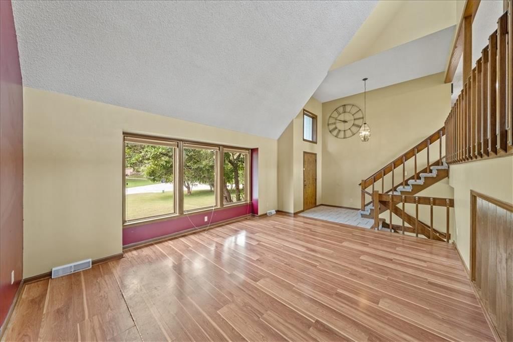 12915 Meadowlark Street — photo 6