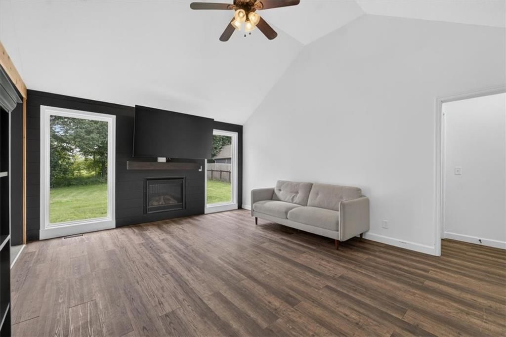 16913 Juniper Drive — photo 9