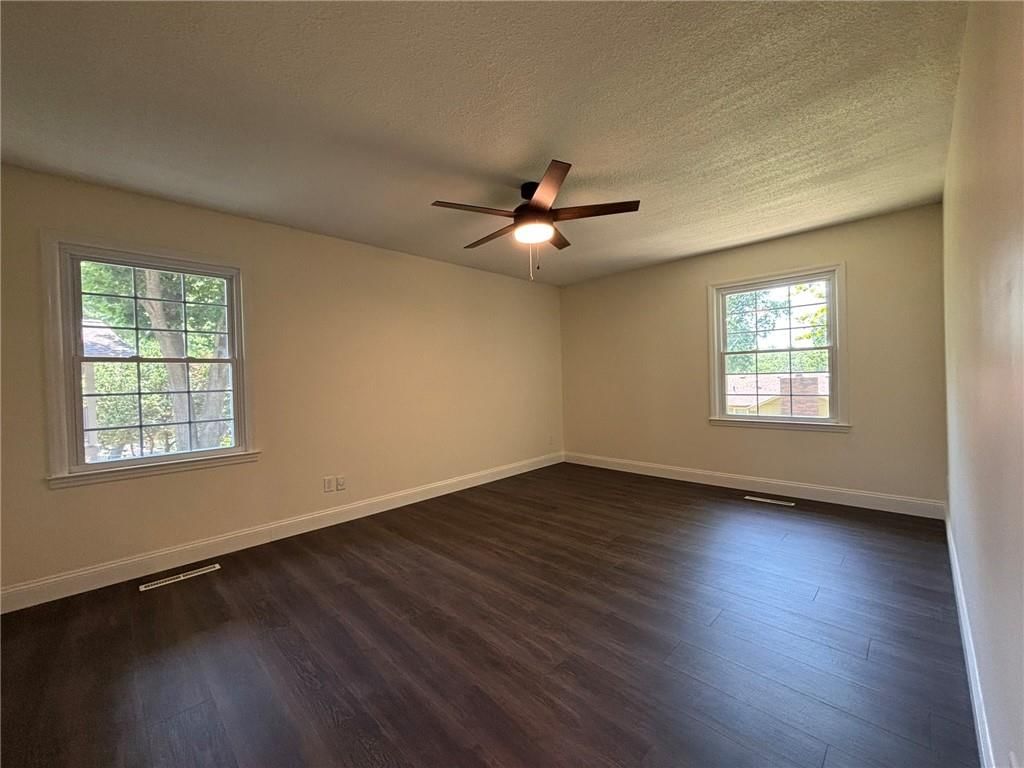 4910 Briarwood Lane — photo 19