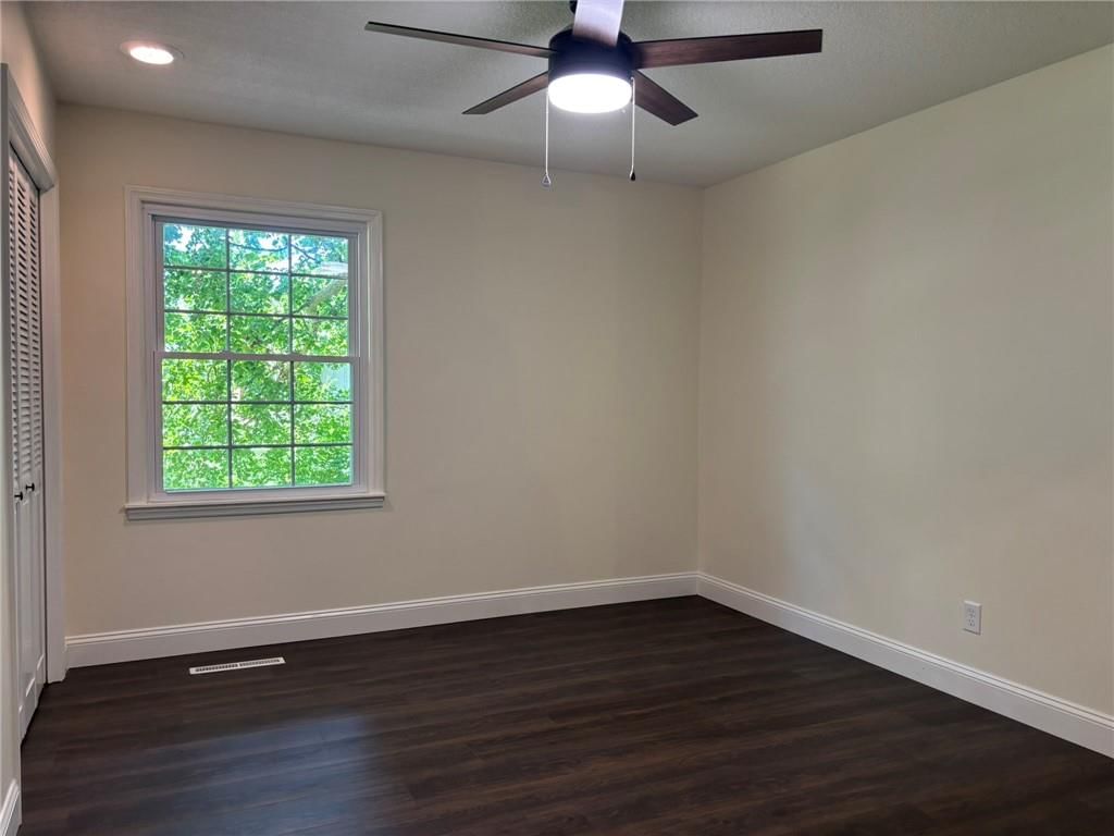 4910 Briarwood Lane — photo 26