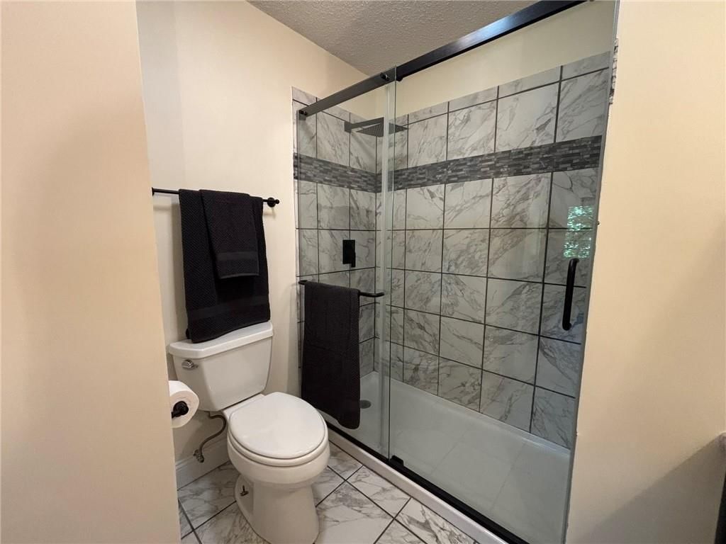 4910 Briarwood Lane — photo 28