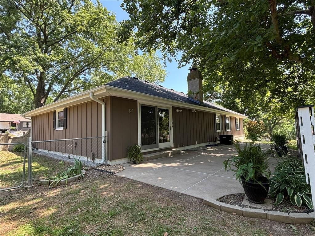 4910 Briarwood Lane — photo 38