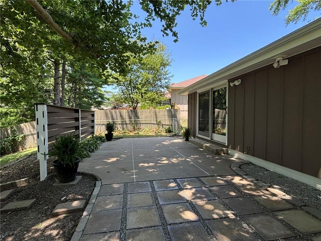 4910 Briarwood Lane — photo 39
