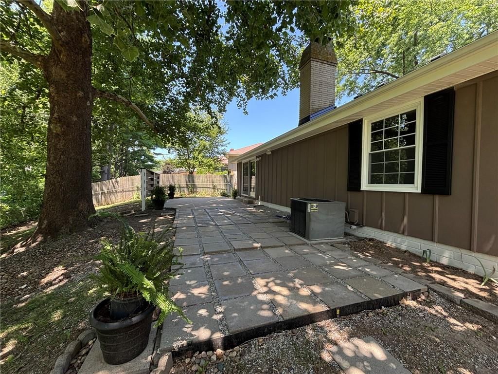 4910 Briarwood Lane — photo 41