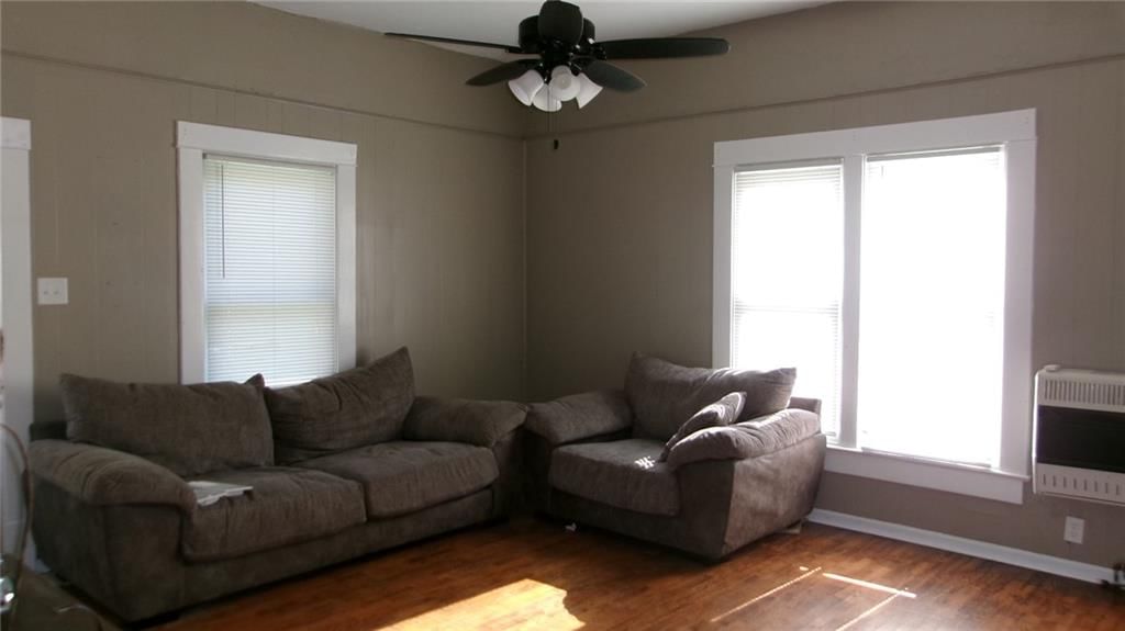 1405 W 11th Street — photo 15
