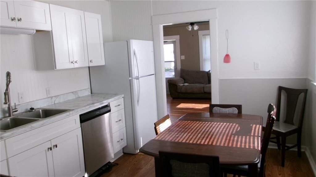 1405 W 11th Street — photo 18