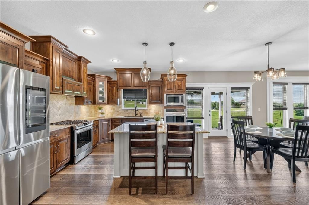 12975 N Champanel Way — photo 32
