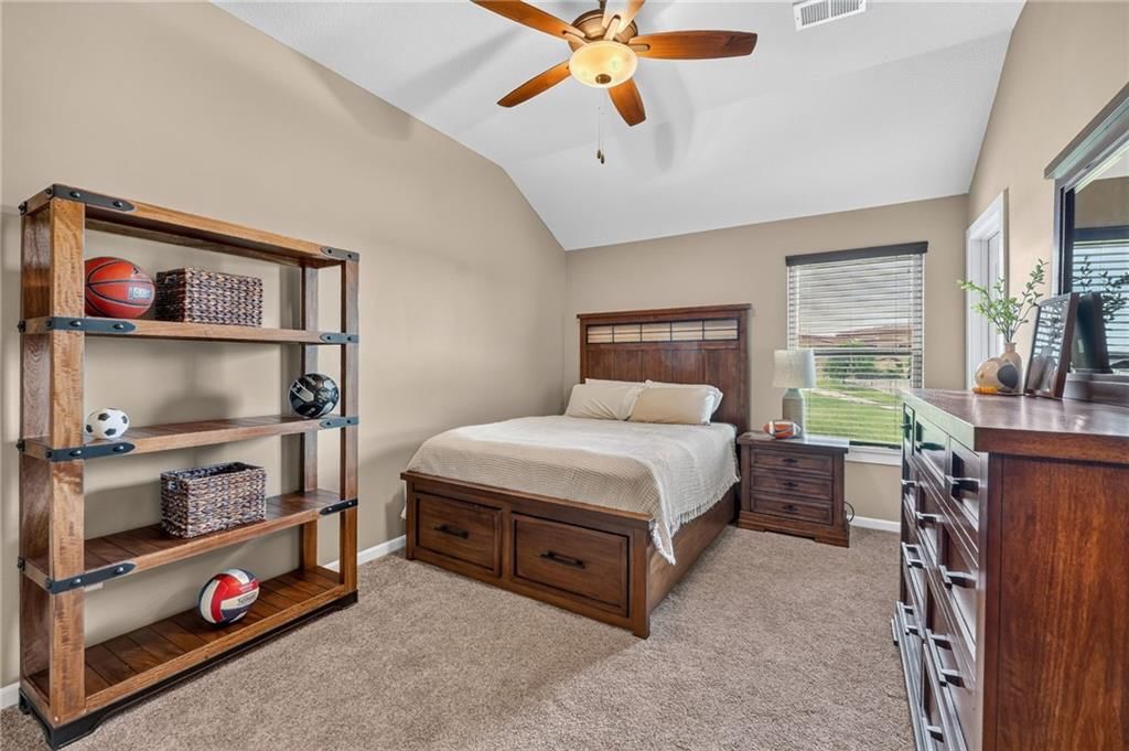 12975 N Champanel Way — photo 33
