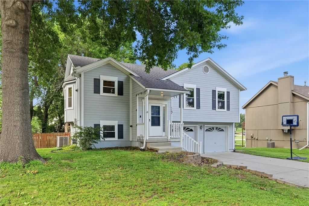 1104 Park Drive — photo 2