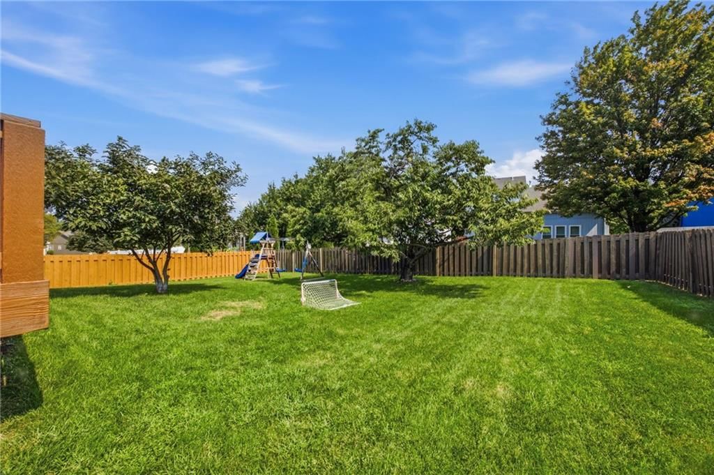 1846 W Cedar Street — photo 30