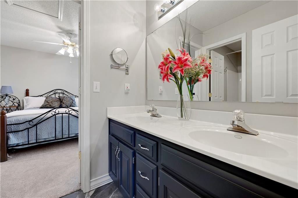 21612 W 61 Street — photo 32