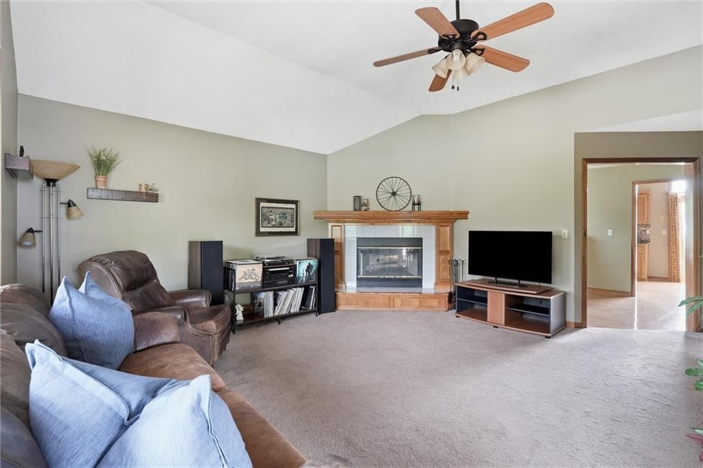 6114 N Evans Avenue — photo 6