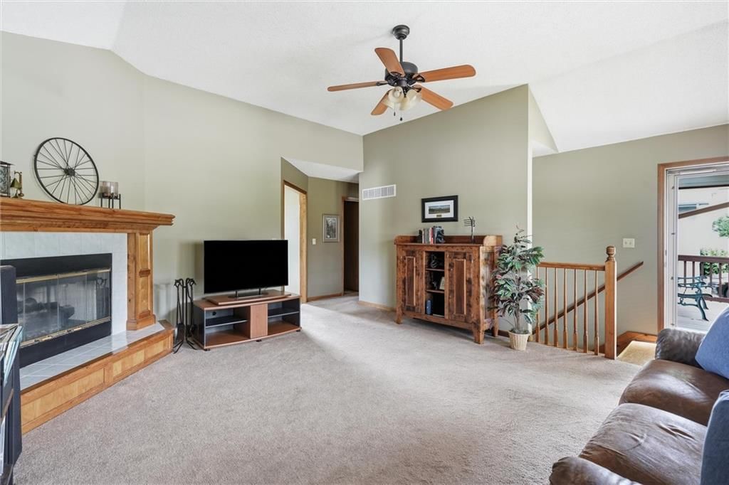 6114 N Evans Avenue — photo 8