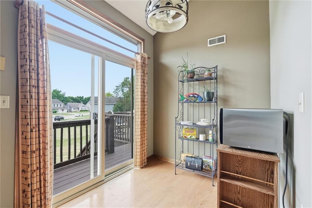 6114 N Evans Avenue — photo 15