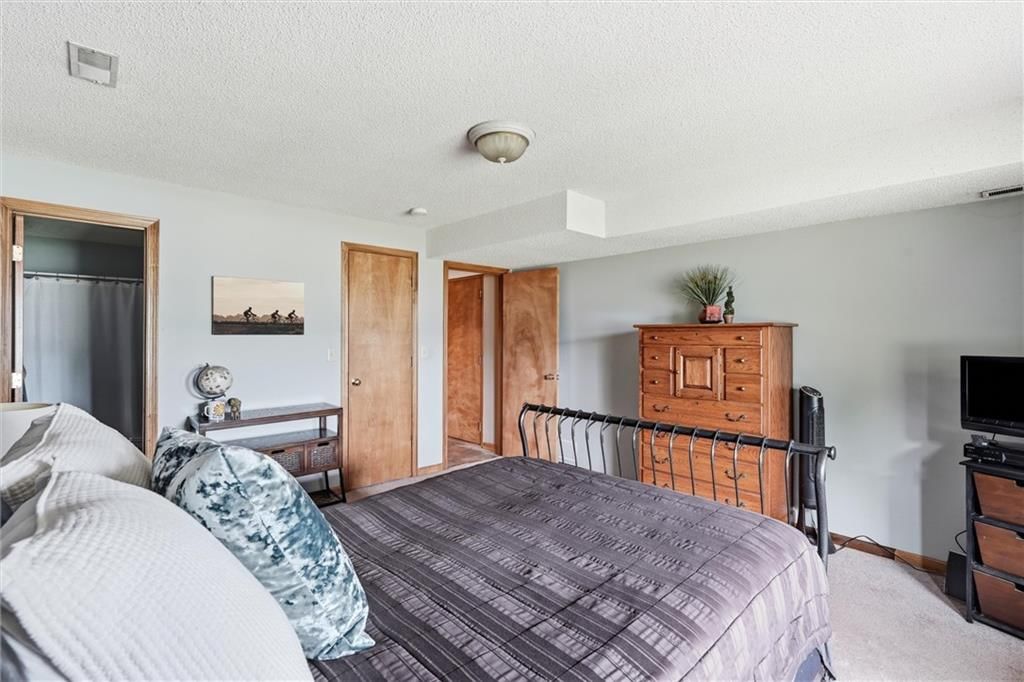 6114 N Evans Avenue — photo 22