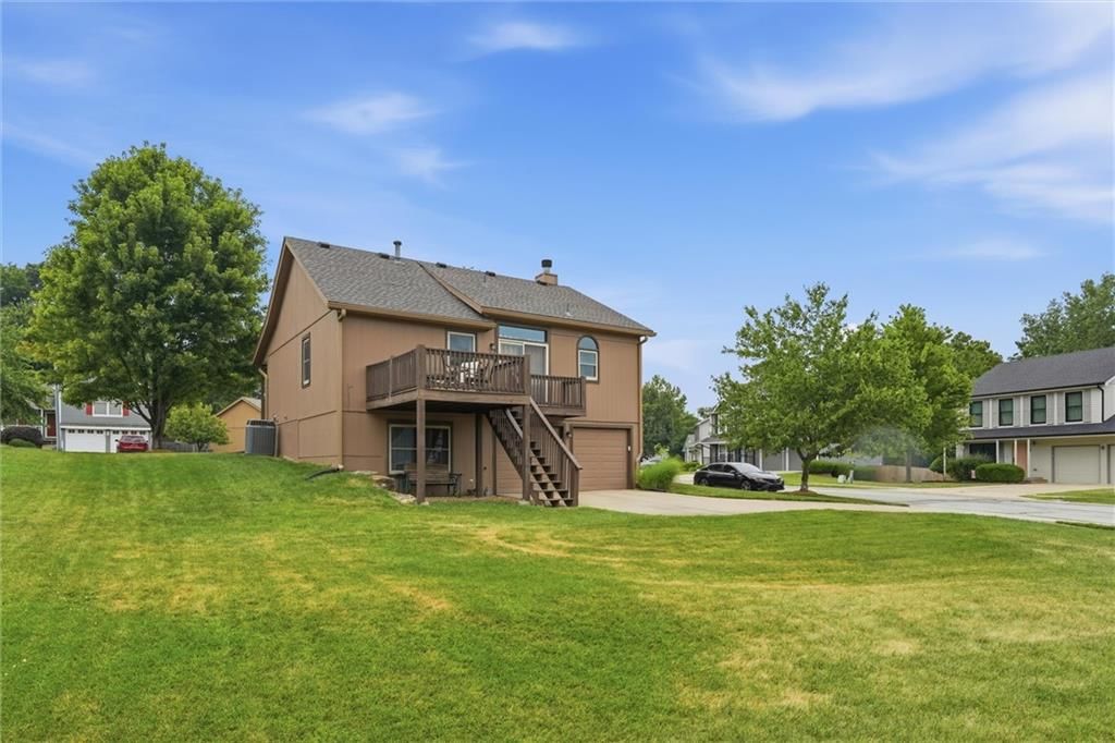 6114 N Evans Avenue — photo 30