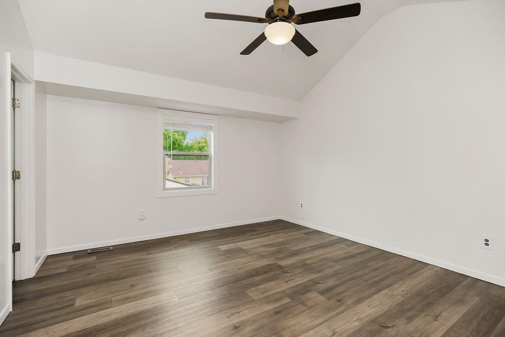2133 NE Chipman Road — photo 13
