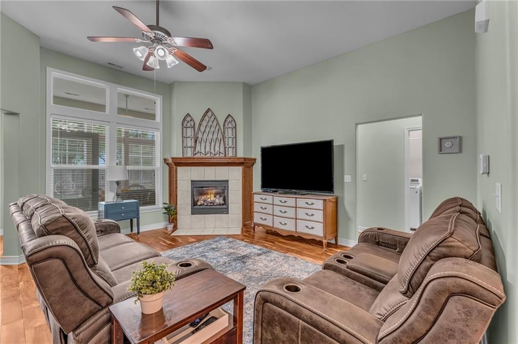 5228 Campbell Place — photo 11