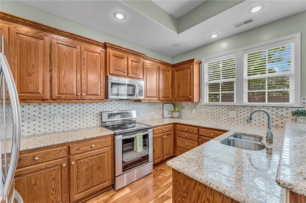 5228 Campbell Place — photo 17