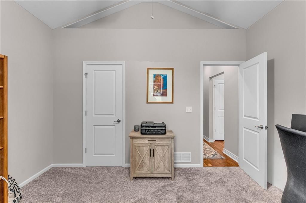 5228 Campbell Place — photo 40