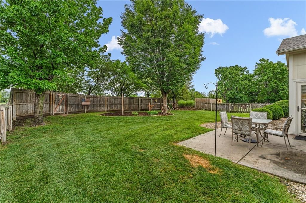 5228 Campbell Place — photo 44